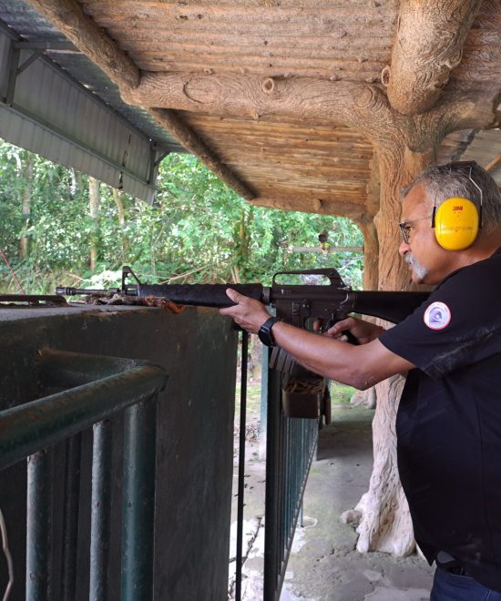 Cu Chi Tunnels & Mekong Delta full day ( Premier Group Tour )